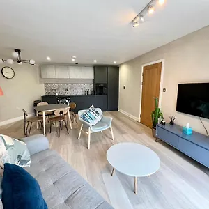  Apartment Altolusso United Kingdom